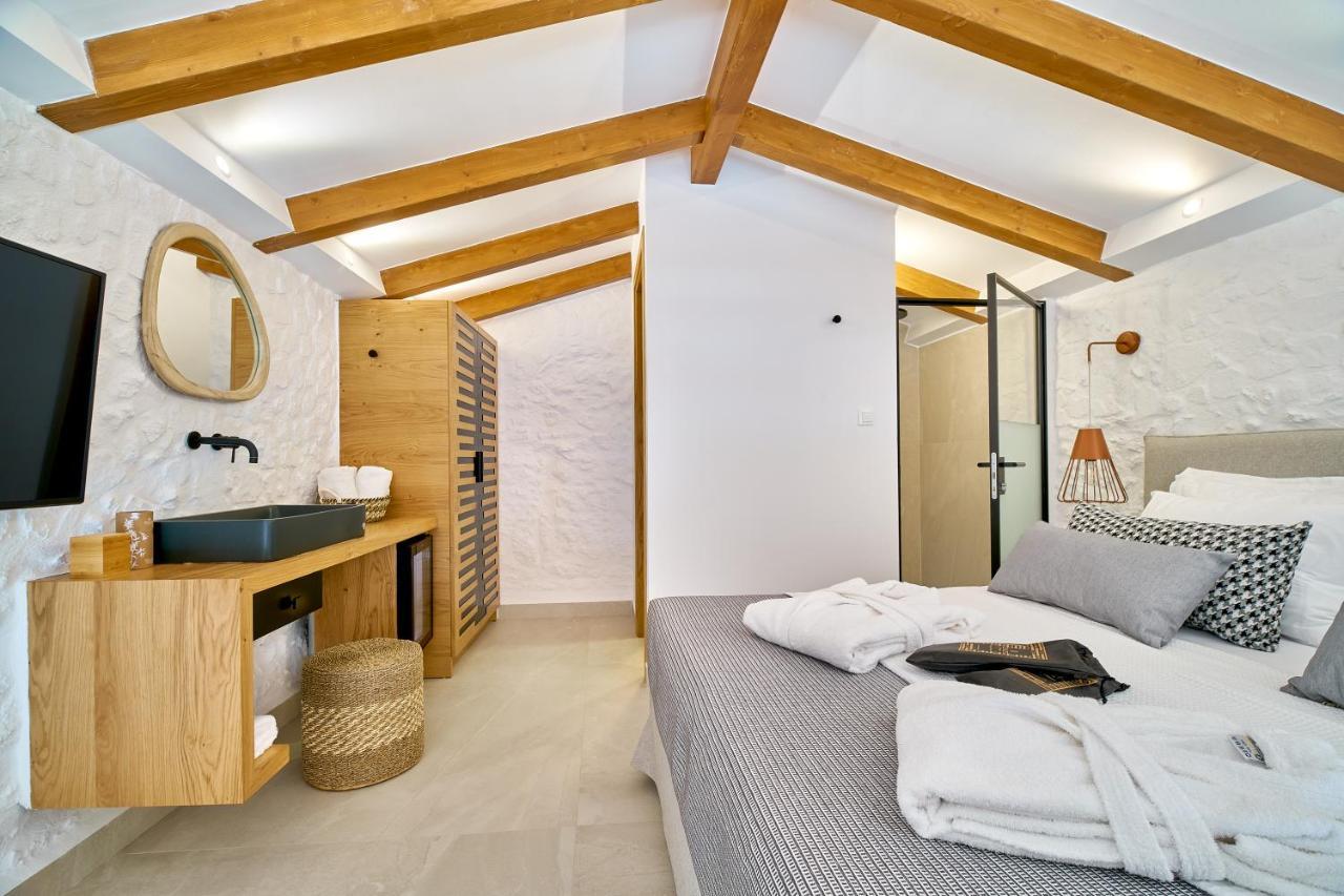 Vista Del Porto Luxury Suites ريثيمنو المظهر الخارجي الصورة